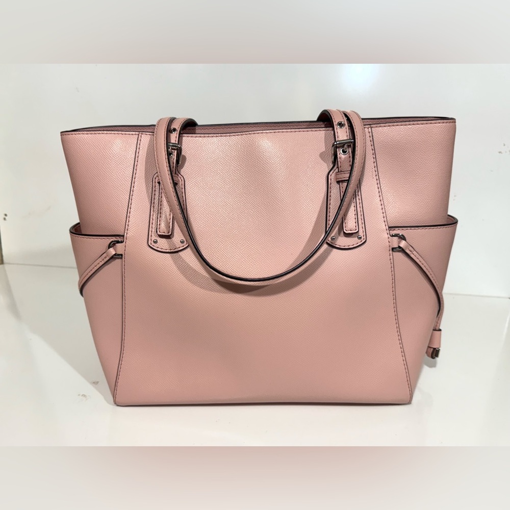 MICHAEL KORS Blush Pink Voyager tote Bag - Picture 7 of 14